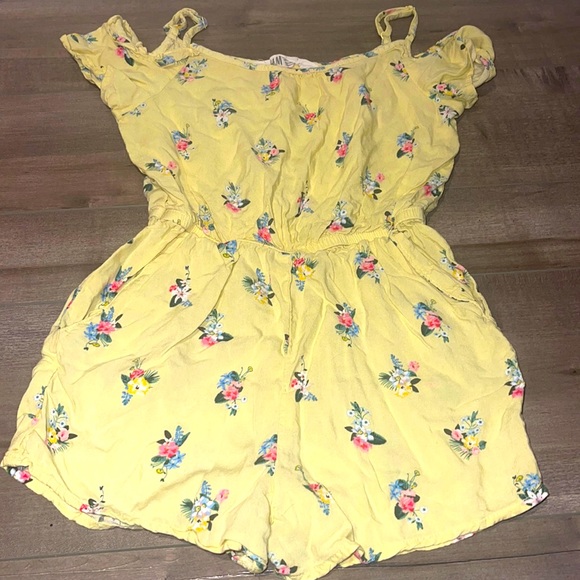 H&M Other - Yellow Floral Off-shoulder Romper